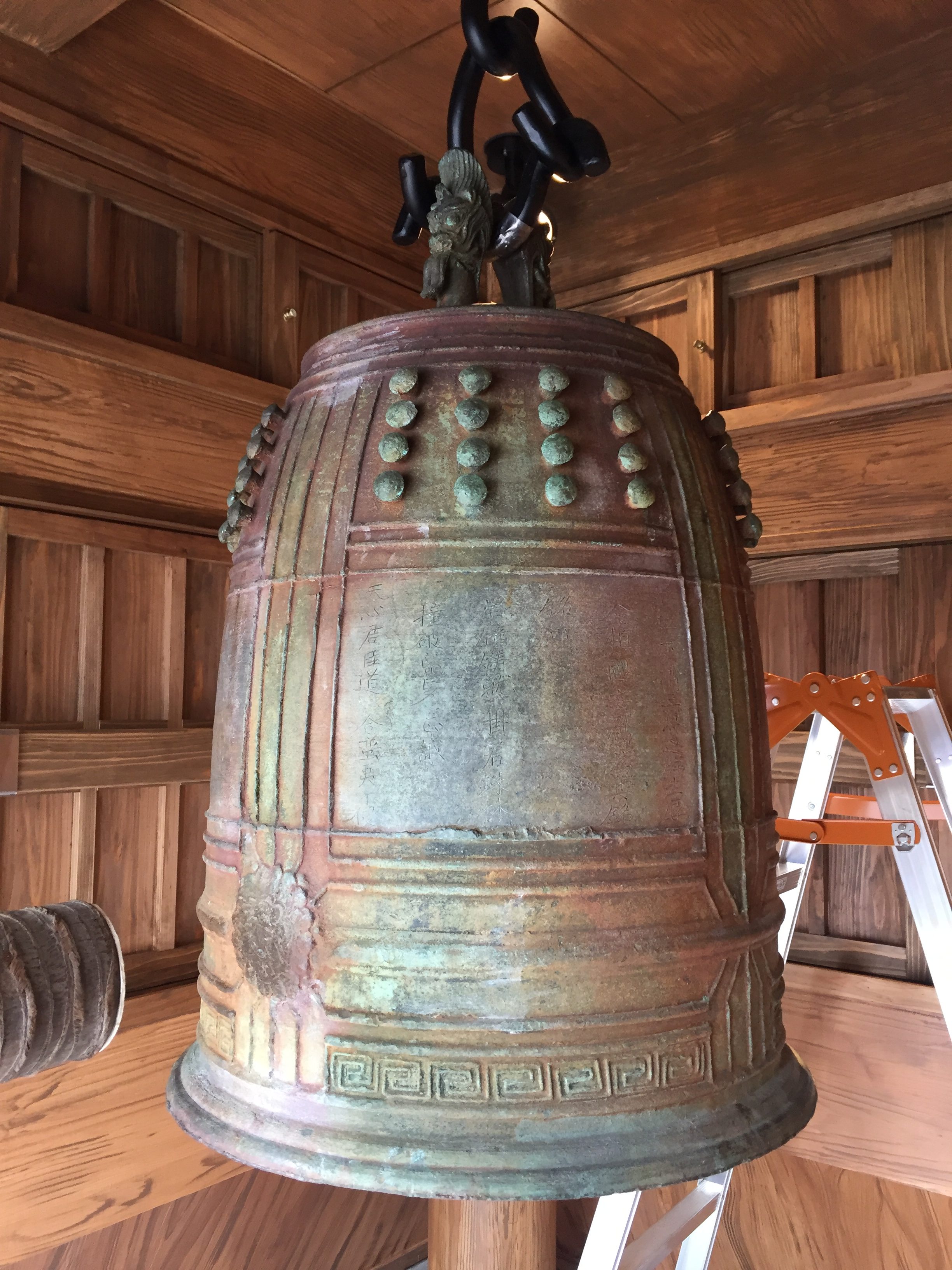 沖縄県立博物館の古鐘移動吊上げ ロープ撞木 | 梵鐘・仏像・銅像・寺院仏具の 老子製作所